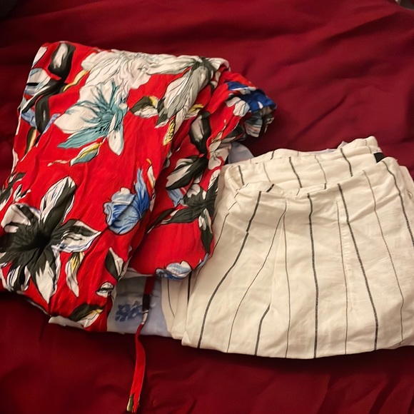 Cloth - Picture 1 of 1